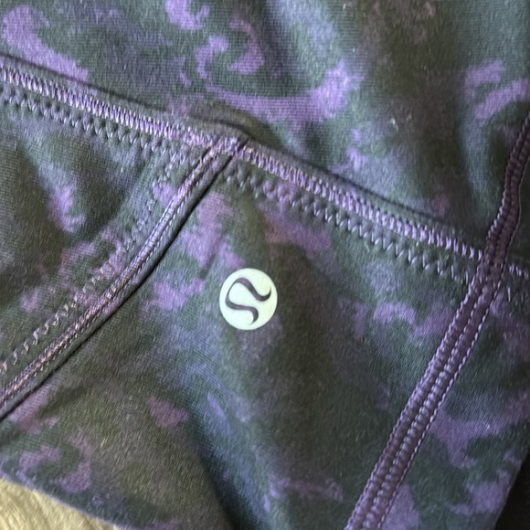 Lululemon Jacket - Picture 3 of 4